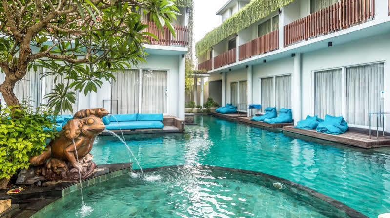 Zen Rooms Legian Corner Kuta Lombok Exterior foto